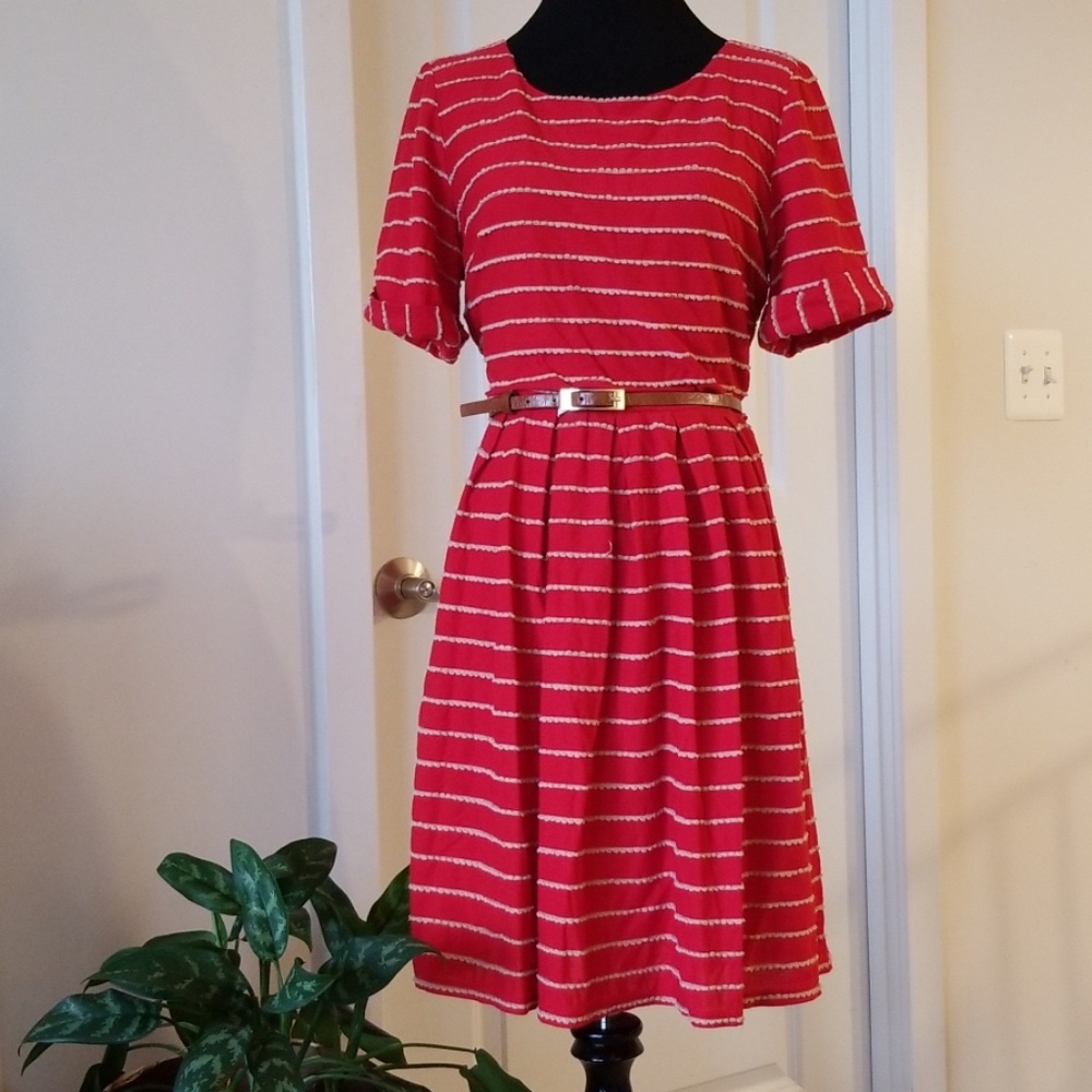 Bordeaux red dress